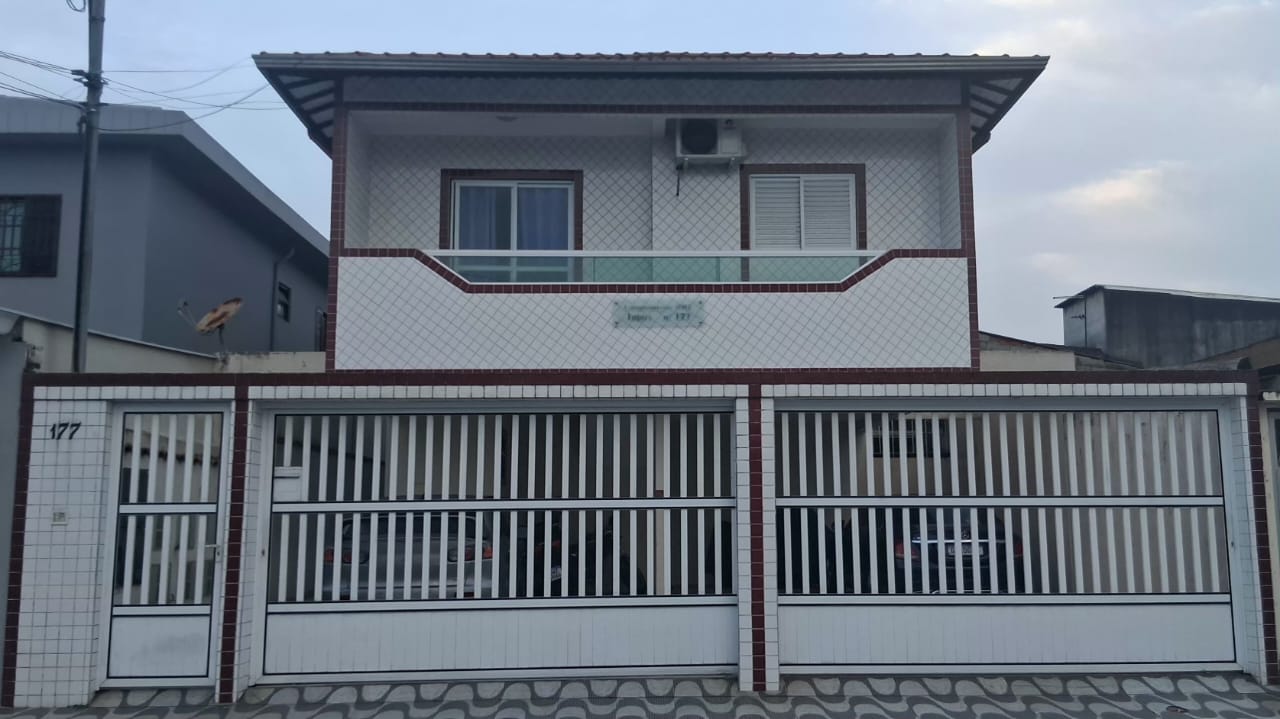 CASA SOBRADO TUPIRY